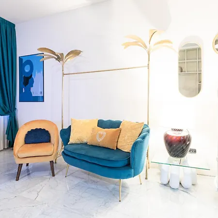Monte Napoleone Split-level Terrace - Collection * Milán