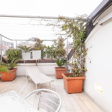 Monte Napoleone Split-level Terrace - Collection * Milano