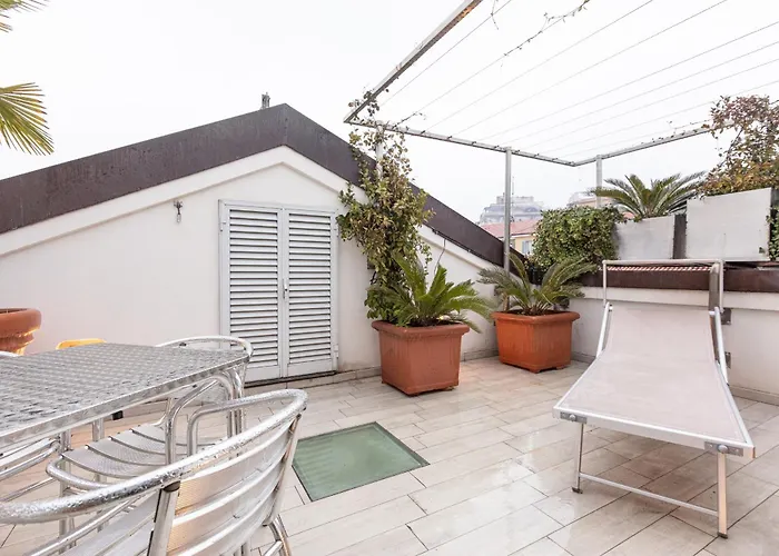 Monte Napoleone Split-level Terrace - Collection * ミラノ